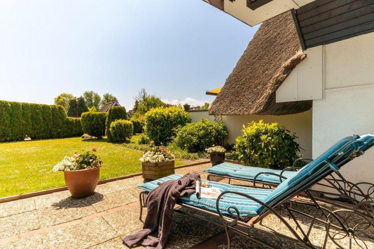 Am-Hohen-Ufer-Reetdach-Haus-Ocean-Breeze-136 Villa Großenbrode Dış mekan fotoğraf